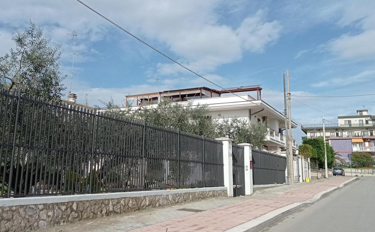Villa Mamitas - Terrazza Panoramica - Box Privato - Servizio Spiaggia Siponto Exteriör bild